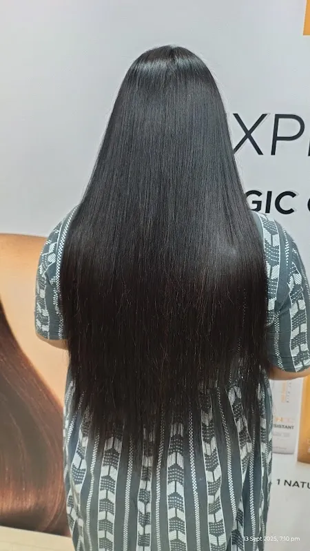Pixie Unisex Salon & Academy , Jharpada