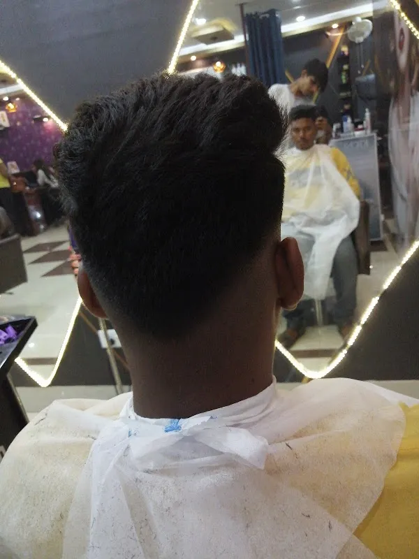 Pixie Unisex Salon & Academy , Jharpada