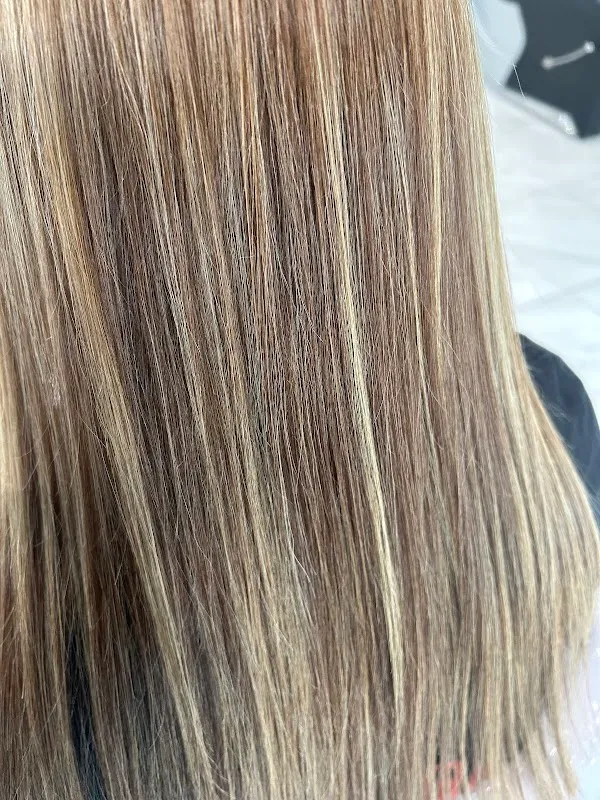Bombshell Blow Dry Bar