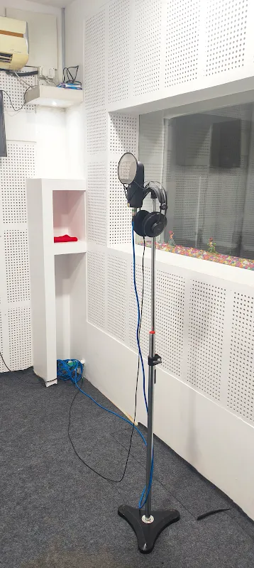 Dad's Music Studio | DMS | Recording Studio | Dubbing Studio | Music Composition