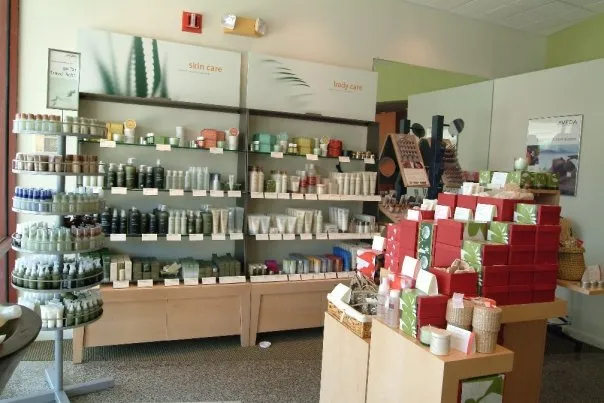 Nuovo Salons