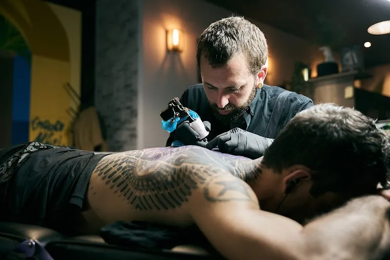 Black Hat Tattoo Nice