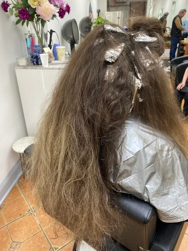 Mirna & Sal Unisex Hair salon