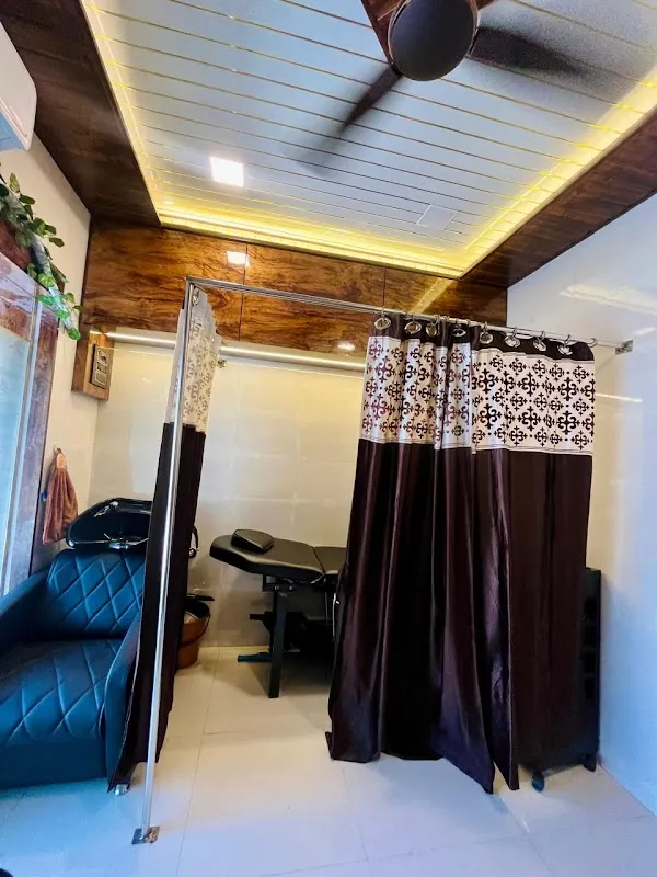 Glamorous Makeup Studio & Salon