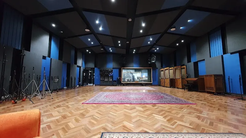 Studios 301