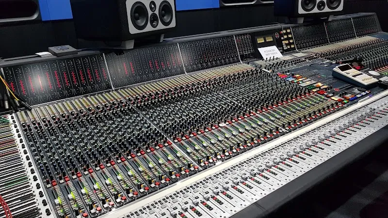 Studios 301