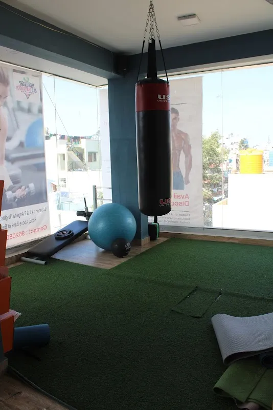 Axe Maverick fitness club