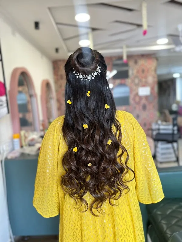 priya's makeup hair and beauty