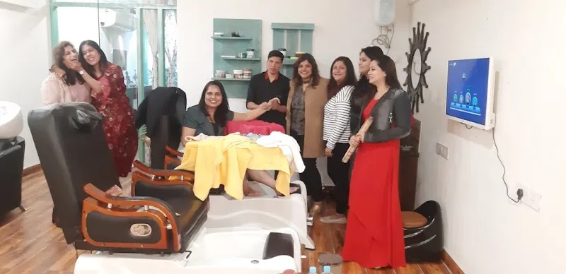 LEELA SALON