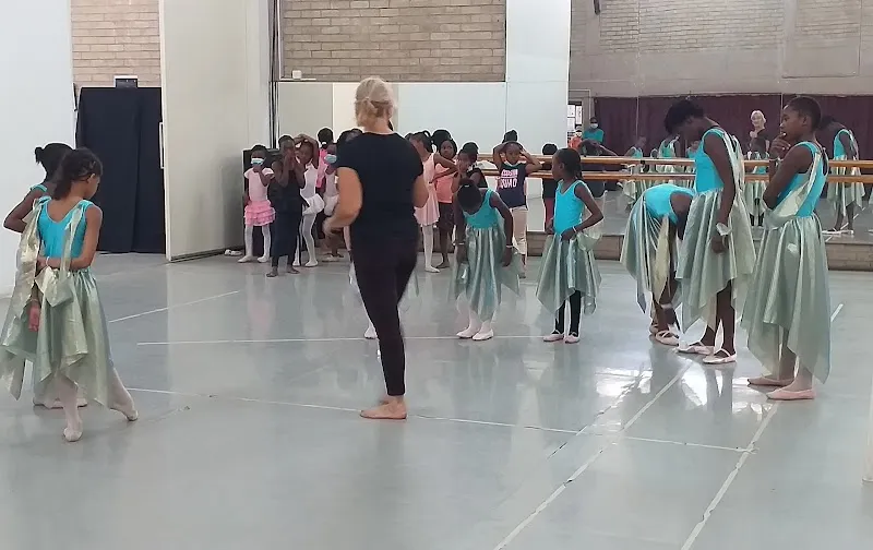 Dance Trust Of Zimbabwe