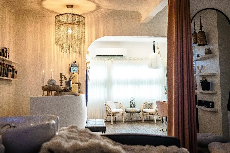 AAYANA hair . body . spa