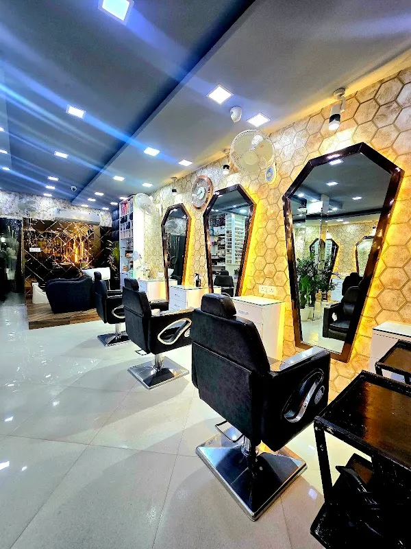 Skin Alive Unisex Salon And Academy