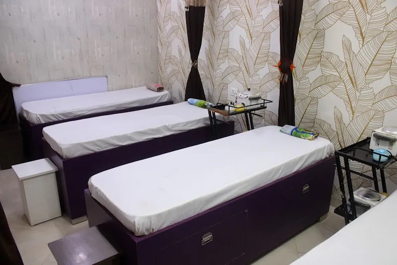 Skin Alive Unisex Salon And Academy