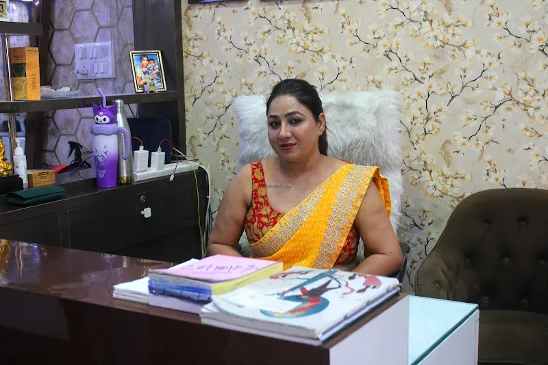 Skin Alive Unisex Salon And Academy