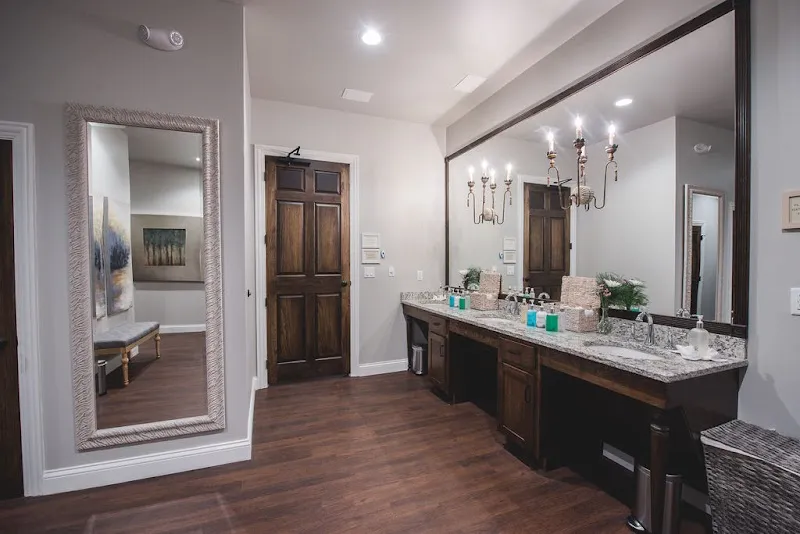 Woodhouse Spa - Liberty Township