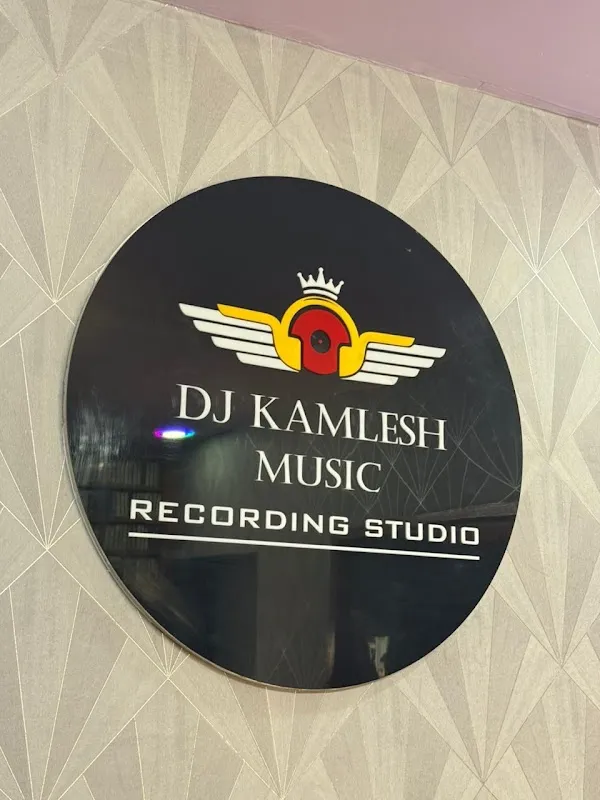 Dj kamlesh music recording studio