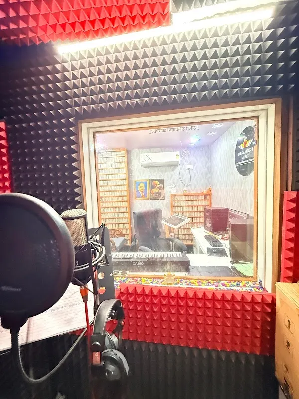 Dj kamlesh music recording studio