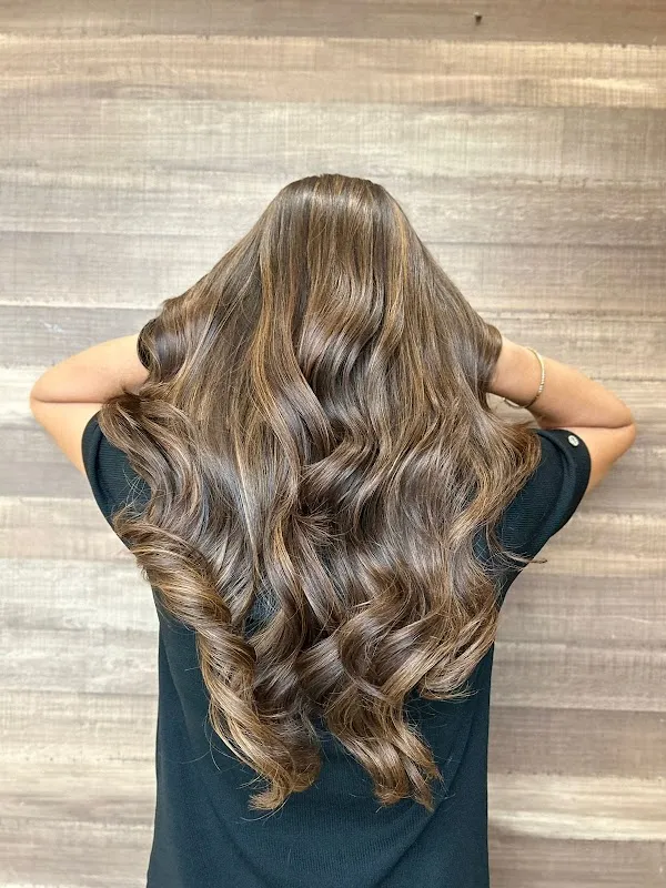 Saffron Salon Sangli