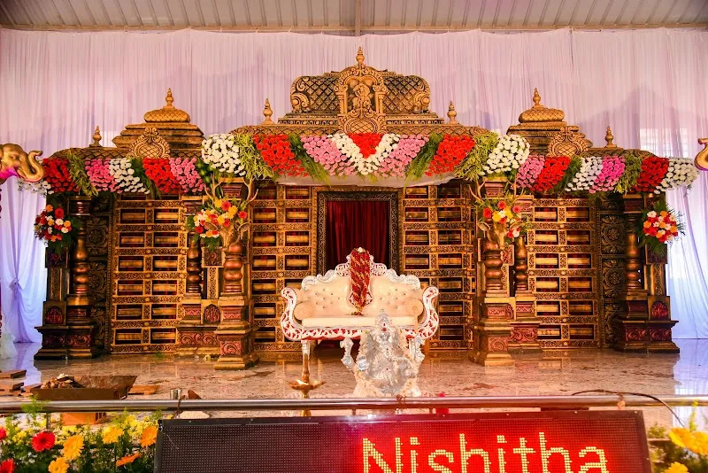 Shree Ganesha Photo Studio