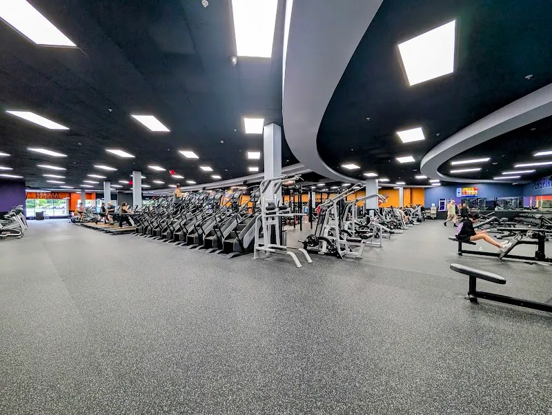 Crunch Fitness - Toms River