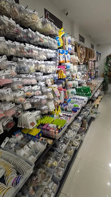 Giftys Art and Craft Shop