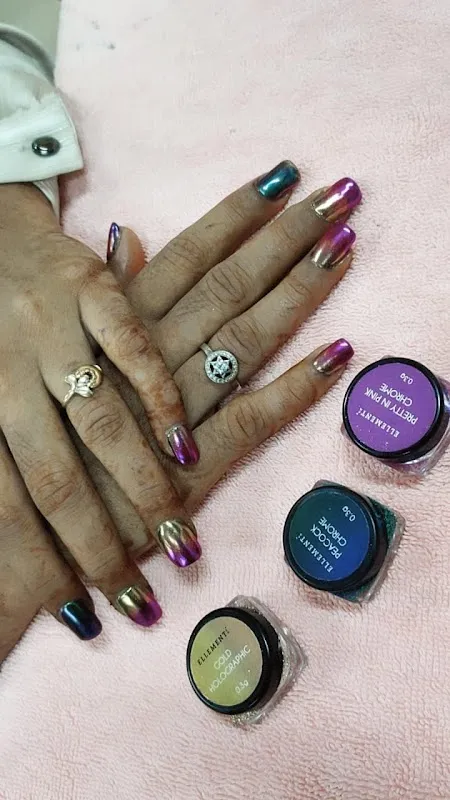 Lakme Salon For Him and Her in Dadar West,Mumbai