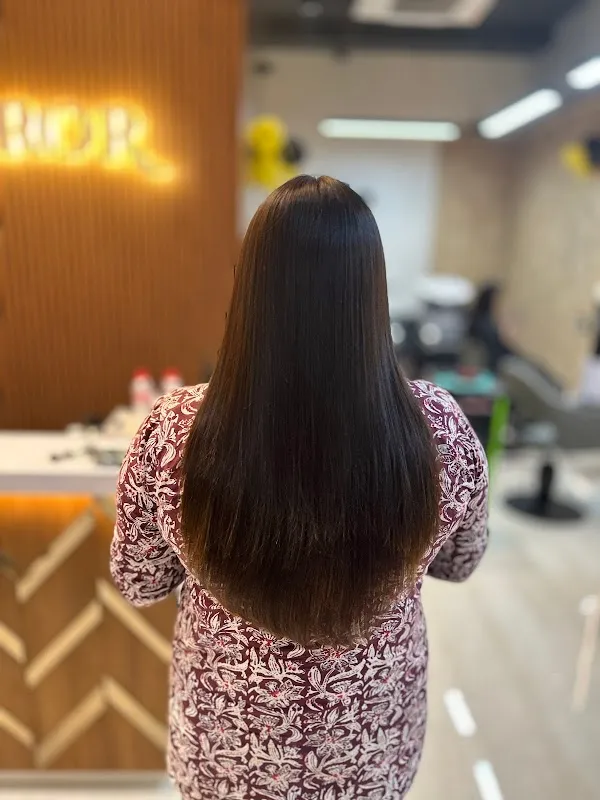 Mirror Unisex Salon | Dedicated Hours for Females | Best Unisex Salon in Kolhapur