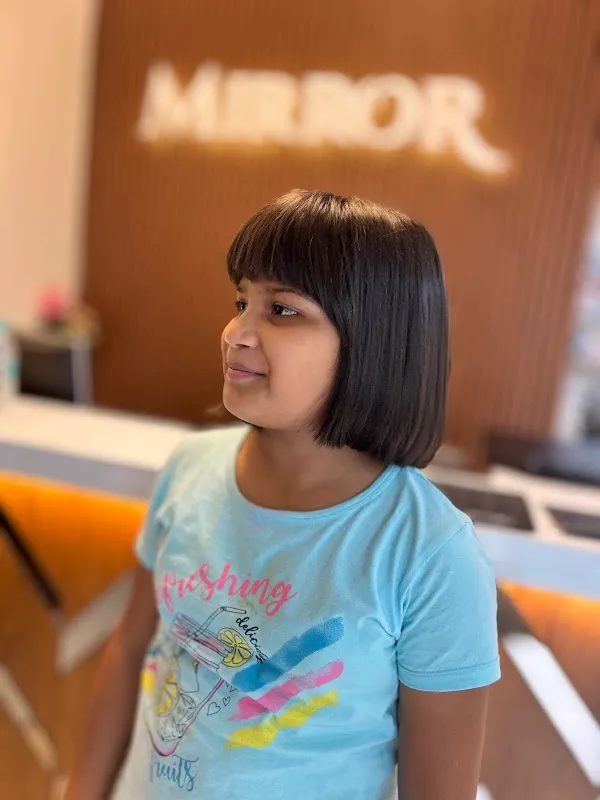 Mirror Unisex Salon | Dedicated Hours for Females | Best Unisex Salon in Kolhapur