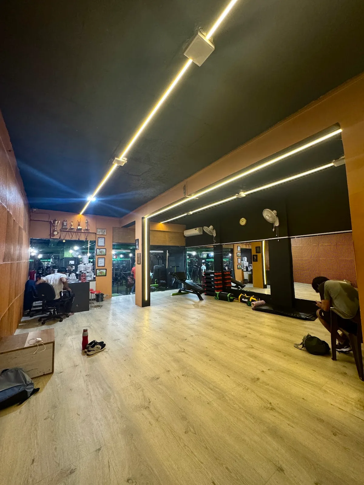 Muscle & Fitness Gym