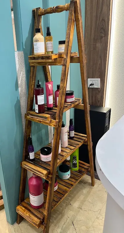 RJ luxury Unisex Salon & Academy