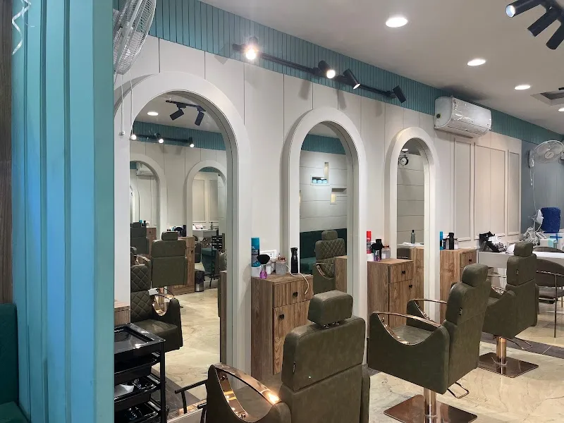 RJ luxury Unisex Salon & Academy