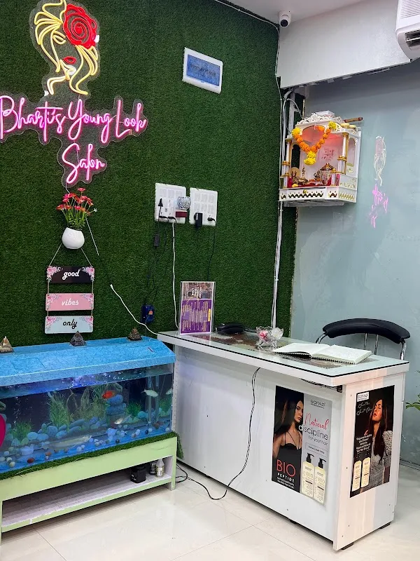 YOUNG LOOK BEAUTY SALON