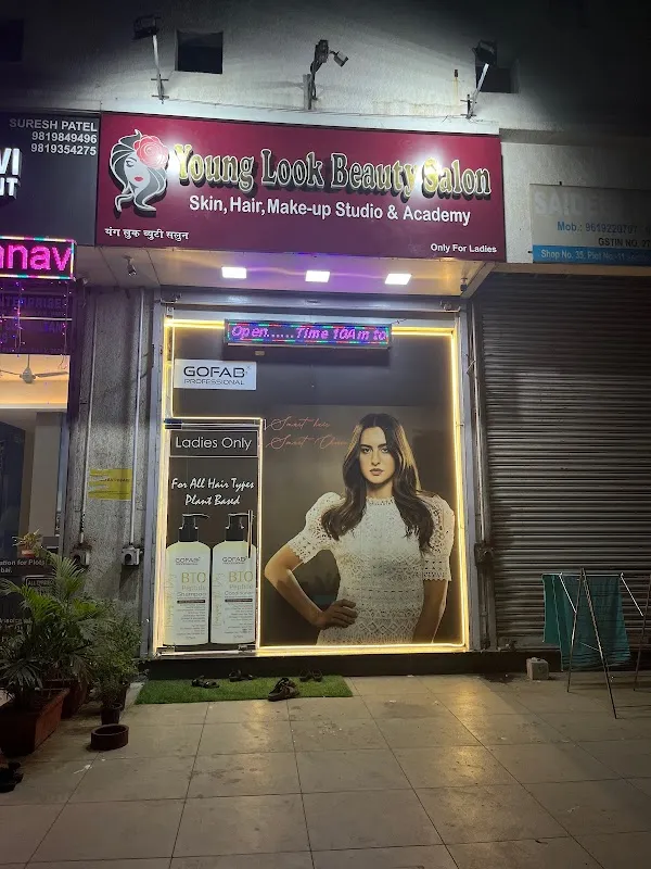 YOUNG LOOK BEAUTY SALON