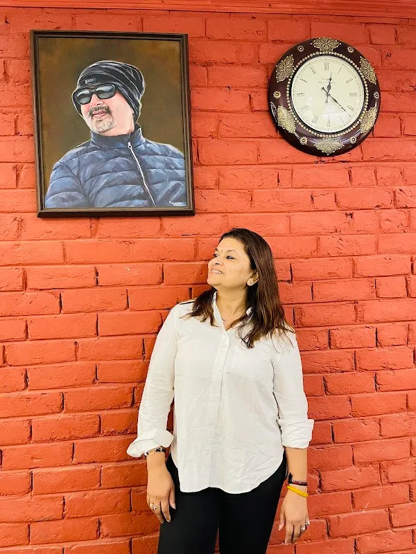 NIMSS VIKKY'S SALON SPA ACADEMY
