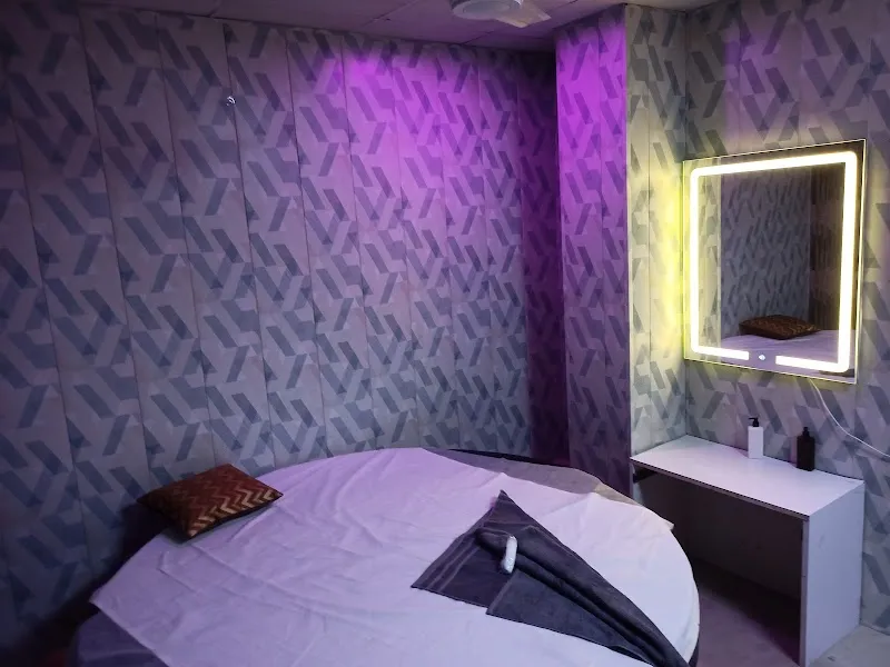 The Meraki Luxury Spa Ramesh Nagar