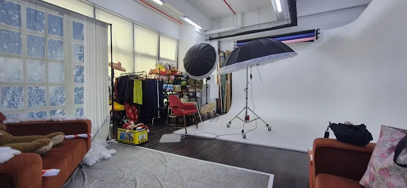 Firefly Photography – Photo Studio & Family Photoshoot Services in SG