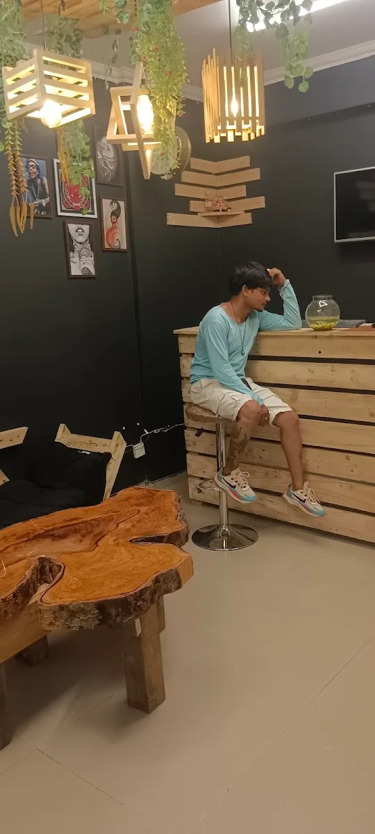 Black dark zone tattoo studio