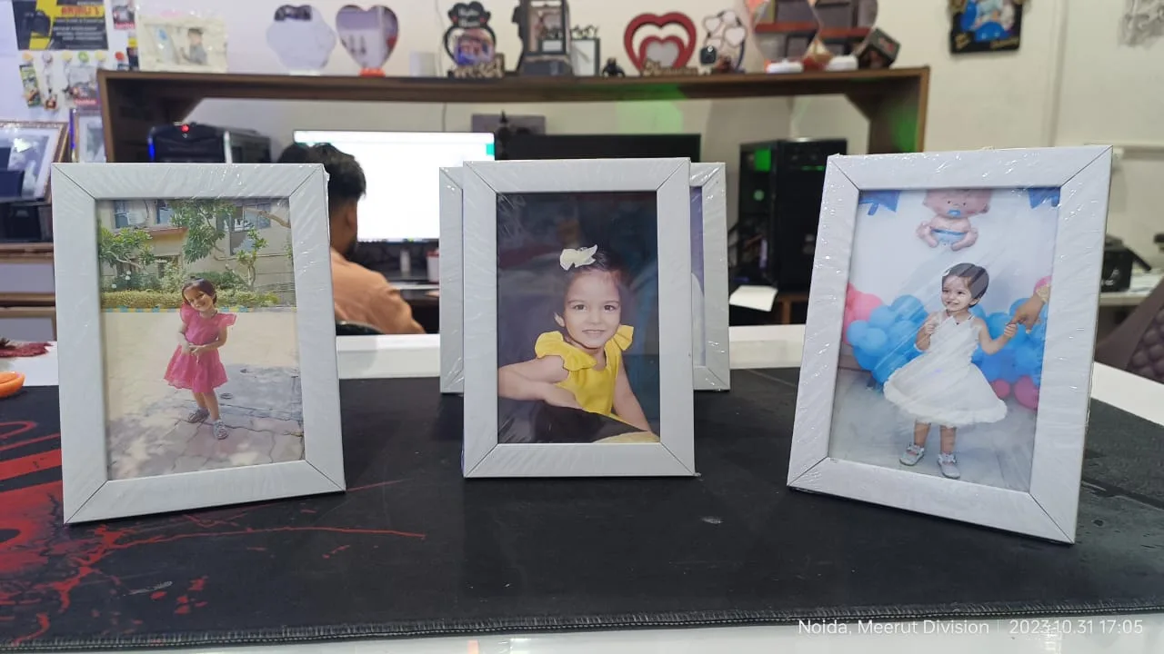 Anjali's Photo Studio & Colour Lab
