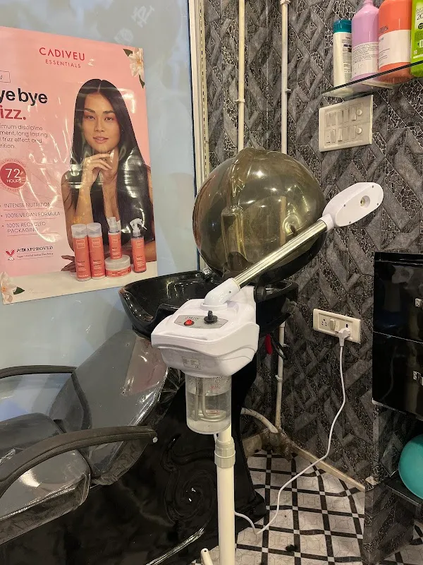 Looks like unisex salon