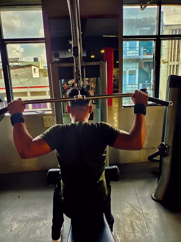 YM FITNESS STUDIO