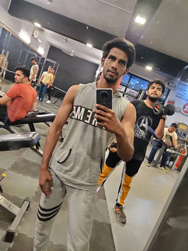 YM FITNESS STUDIO