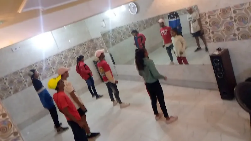 Dream dance academy