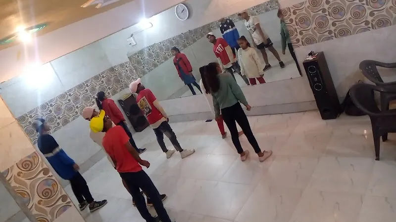 Dream dance academy
