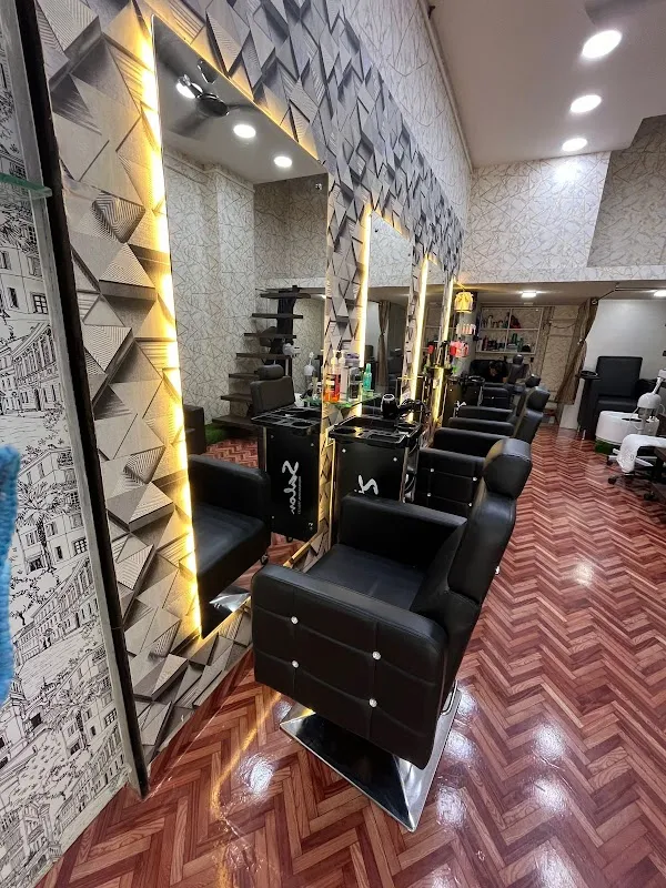 Perfect scissors unisex salon