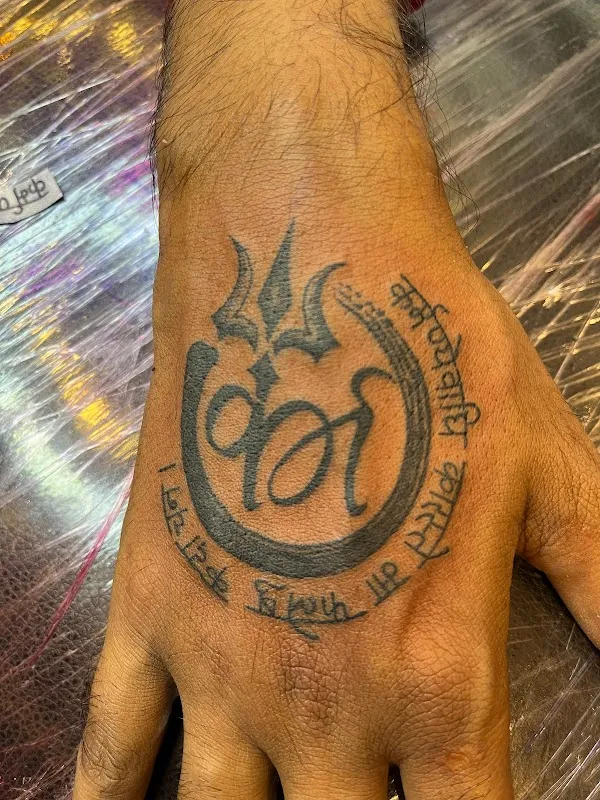 ZIRCON TATTOOS & MENS BOUTIQUE