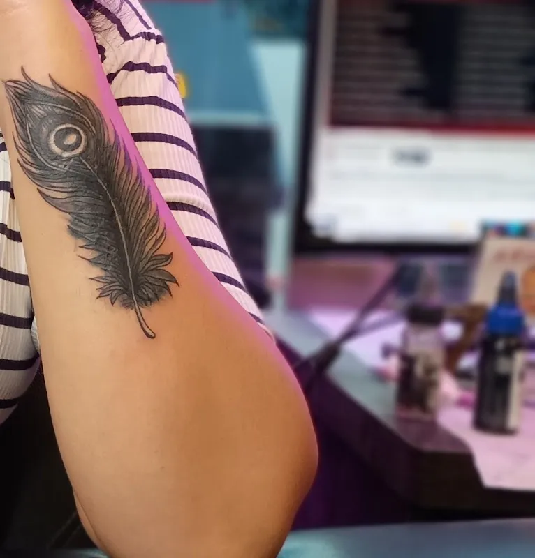ZIRCON TATTOOS & MENS BOUTIQUE