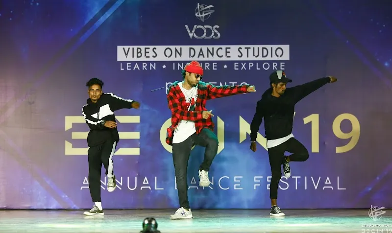 VIBES ON DANCE STUDIO