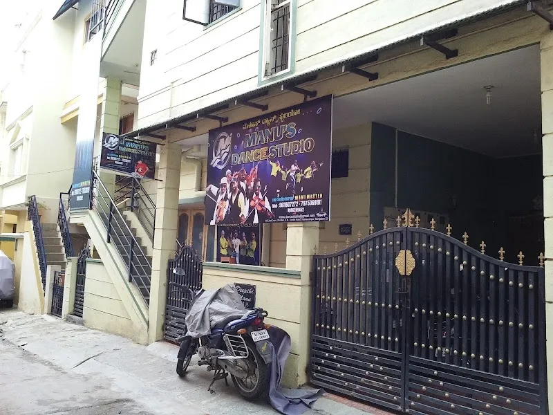 Manu's Dance Studio And Events