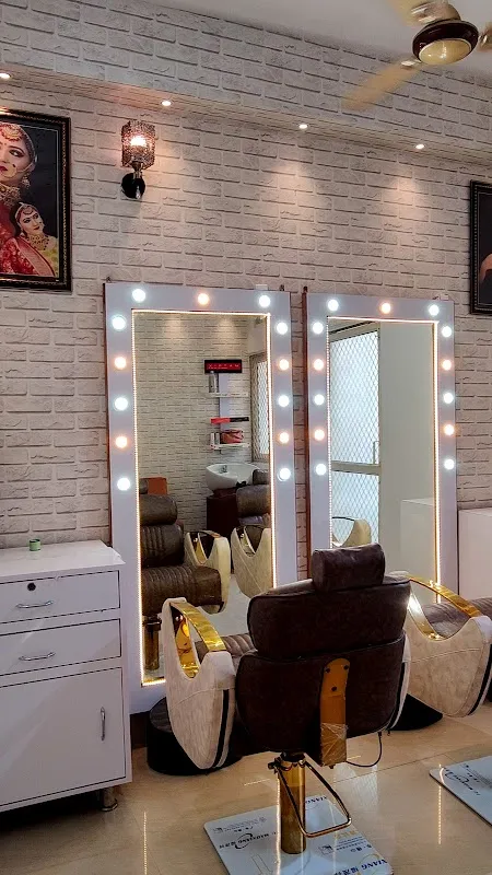 AMBIKA BEAUTY MAKEOVERS