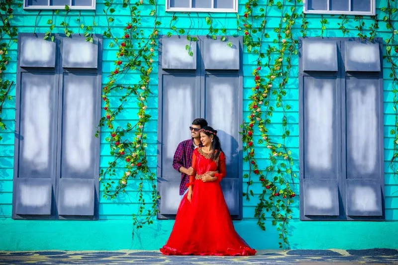 PicturesQ INDUR